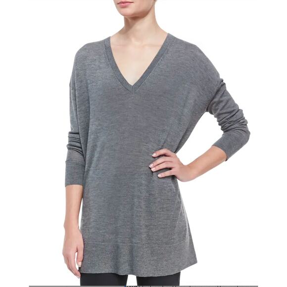 NWT The Row Black Amherst V-Neck Long Sleeve Cashmere Blend Sweater XL - Picture 4 of 16